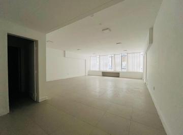 bc54a014ae912340507585e8c721dcffefd192ae · Sala comercial com 60m² à venda no Centro de Florianópolis.
