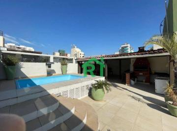 e57135518685c16d4e11810fa8a754685f6866e8 · Cobertura com 4 quartos (2 suítes), 1 vaga e lazer à venda em Jardim Astúrias, Guarujá | Rocha Imóve