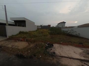 Terreno · 250m² · Terreno Muti bem localizado e lote pronto para ser construido.