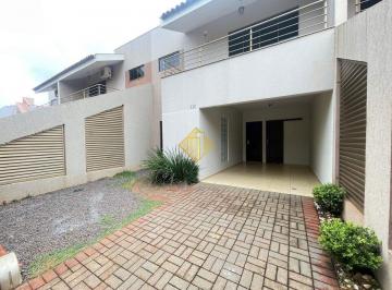 Casa · 124m² · 3 Quartos · 1 Vaga · SOBRADO PARA LOCAÇÃO COM 1 SUÍTE E 2 QUARTOS NO JARDIM PANCERA EM TOLEDO - PARANÁ