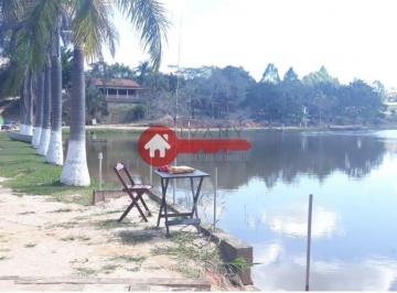 Comercial · 1600m² · 3 Quartos · 5 Vagas · Vendo ou troco por casa ou apartamento