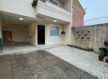 Casa de 3 quartos, Curitiba · Sobrado Mobiliado a venda no Uberada em Curitiba R$699.000,00