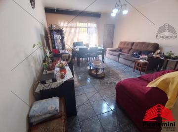 Foto 02 · Sobrado a venda de 270 m² na Vila Prudente, 3 dormitórios, 1 suíte, 2 banheiros, lavanderia, cozinha