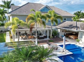 Foto 01 · Venda de Casa de Luxo em Condomínio na Barra da Tijuca - Rio de Janeiro: 5 Quartos, 5 Suítes, 4 Sala