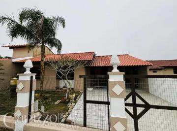Apartamento · 64m² · 2 Quartos · 1 Vaga · Casa 02 dormitórios em Tramandaí