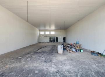 Comercial · 275m² · Salão comercial com 212,30 m² no bairro Menezes II em Bady Bassitt