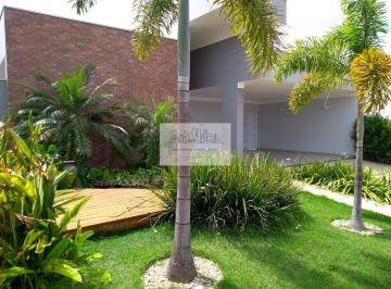 Casa · 215m² · 3 Quartos · 2 Vagas · Casa Alto Padrão no Condomínio Buona Vita