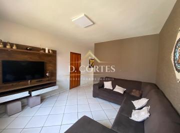 Casa · 158m² · 3 Quartos · 2 Vagas · Casa á Venda no Bairro Fabrício em Uberaba-MG
