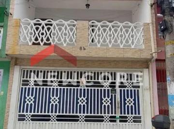 Casa · 200m² · 5 Quartos · 2 Vagas · Sobrado em Rua Jorge de Lima - Alves Dias - São Bernardo do Campo/SP