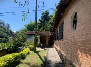 202410151526165266.jpg · Casa para Venda em Petrópolis, Carangola, 5 dormitórios, 2 banheiros, 1 vaga