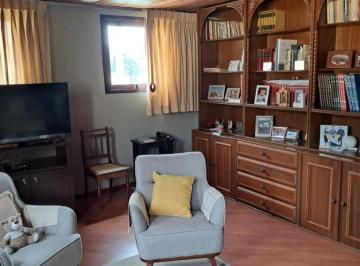 451813120.jpg · Excelente casa no vista alegre                                                                      