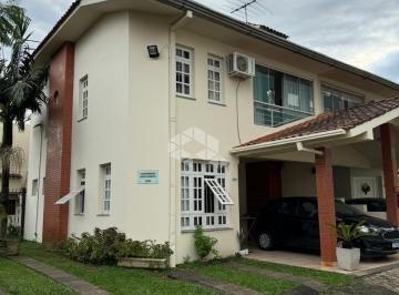 646287_i99P79_64628766fd634fc05e3.jpg · Casa com 3 suítes e vaga de garagem à venda em Camobi Santa Maria