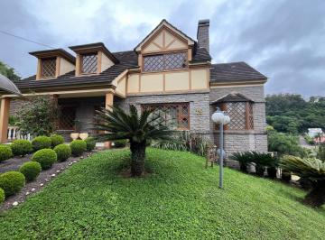 648174_iK647zbUN_648174670d1cf4e1c95.jpg · Casa estilo Imperial no Higienópolis com 04 dormitórios