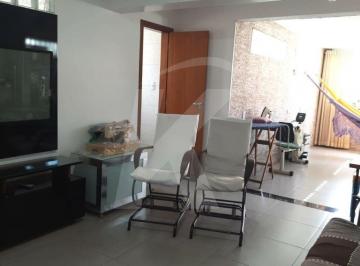 Casa · 138m² · 3 Quartos · 1 Vaga · Casa assobradada com 3 suítes, 1 vaga e com churrasqueira -Parada Inglesa