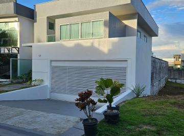 Casa de 6 quartos, Manaus · Casa de Condomínio com 6 Quartos à venda, 343 m² - Chapada
