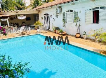 20f70f4835aa06fbc6f3ec12bb15e6ddab2d885b · Casa com 3 Suites à venda, 220 m² por R$ 725.000 - Jardim América - Goiânia/GO