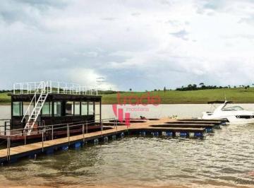 32fb73693a057618faac5358489c6def1f2d9c60 · Rancho à Venda de 04 Suíte no Bairro Centro em Cássia - Minas Gerais com Piscina.