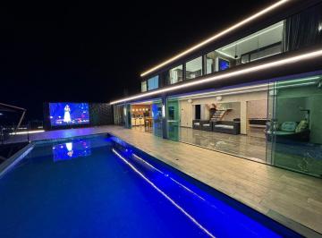 Foto 01 · LINDA CHACARA A BEIRA DA REPRESA DE IGARATA (PÉ NA AGUA), COM EXCELENTE CASA NOVA, MODERNA E TECNOLO