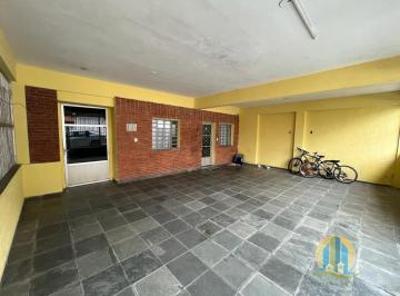 Casa · 400m² · 3 Quartos · 3 Vagas · Casa Padrão á Venda !!