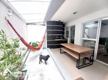 Apartamento · 138m² · 2 Quartos · 1 Vaga · Apartamento térreo com quintal, 2 quartos, próximo à Kennedy, parque linear