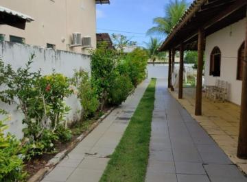 Casa · 250m² · 4 Quartos · 8 Vagas · Casa à venda em Camaçari, Guarajuba (Monte Gordo), com 4 quartos, com 250 m², Condomínio Sol