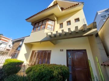 Casa · 290m² · 4 Quartos · 2 Vagas · Casa com 4 dormitórios para locação no bairro Camaquã - Porto Alegre/RS