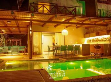 Casa · 136m² · 3 Quartos · 2 Vagas · Casa à Venda em Condomínio em Praia do Forte 3 Suítes