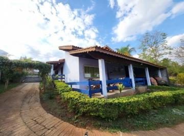 Rural · 970m² · 2 Quartos · 2 Vagas · Chácara com piscina à venda no Vale do Cachoeira em Piracaia