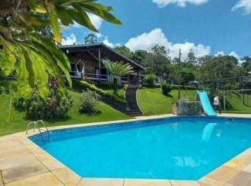 Rural · 3025m² · 7 Quartos · 6 Vagas · Chácara de Luxo no Condomínio Recanto dos Pássaros em Piracaia-SP: 7 quartos, 2 suítes, 4 banheiros,