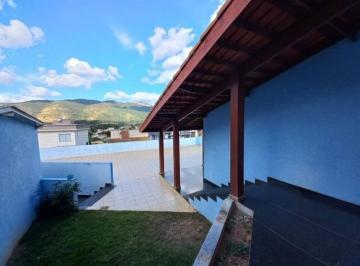 Casa · 589m² · 4 Quartos · Belíssima casa com piscina no Jardim Maristela em Atibaia-SP