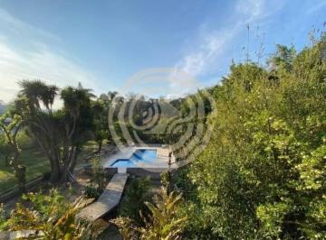 Rural · 4000m² · 5 Quartos · 4 Vagas · Chácara à Venda no Bairro do Portão em Atibaia com 4.000m²