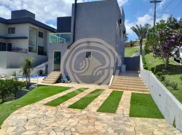 Casa · 1200m² · 3 Quartos · 4 Vagas · Casa à venda no condomínio Serra da Estrela em Atibaia