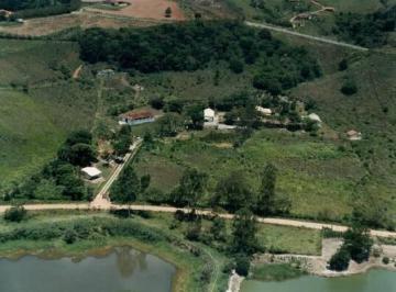 Rural · 85500m² · 5 Quartos · Excelente fazenda à Venda no bairro de Batatuba em Piracaia
