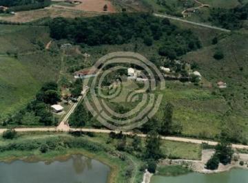 Rural · 85500m² · 5 Quartos · Excelente fazenda à Venda no bairro de Batatuba em Piracaia