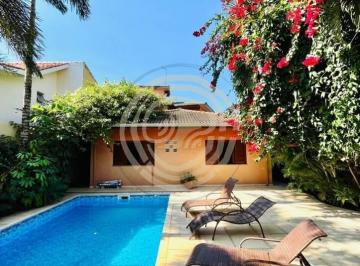Casa · 480m² · 4 Quartos · 2 Vagas · Oportunidade imperdível: Casa à venda Maristela, Atibaia-SP, com 4 quartos, 2 suítes e 350m² de área