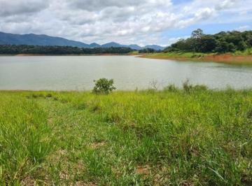 Rural · 6000m² · 2 Quartos · Chácara à Venda na Represa de Piracaia - Saída Exclusiva para água
