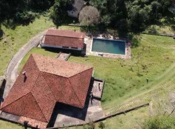 Rural · 193600m² · 5 Quartos · 7 Vagas · Sítio de 8 alqueires com nascente e lago à venda em Piracaia