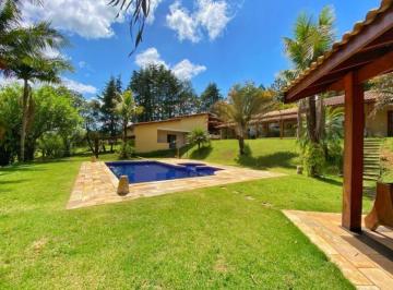 Rural · 63000m² · 6 Quartos · 3 Vagas · Sítio de luxo com 6 quartos e 63.000m² de área em Atibaia-SP, no bairro Vitória Régia. Venha conhece