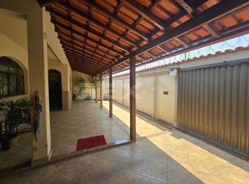 Casa · 120m² · 3 Quartos · 5 Vagas · Casa à venda no Belvedere, 3 quartos sendo 1 suíte e espaço gourmet.