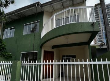 Apartamento de 2 quartos, Itapema · ALUGUEL ANUAL Sobrado Geminado