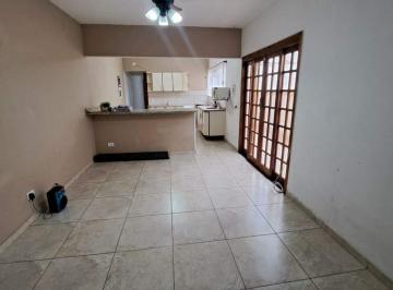 Casa · 120m² · 3 Quartos · 2 Vagas · Casa térrea a venda próximo ao terminal A.E. Carvalho