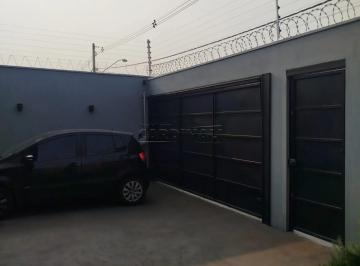 Casa · 250m² · 3 Quartos · 2 Vagas · Casa Padrão em São Carlos