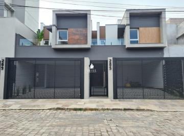 Casa · 160m² · 3 Quartos · 2 Vagas · Sobrado à venda no bairro Sagrada Família - Caxias do Sul/RS