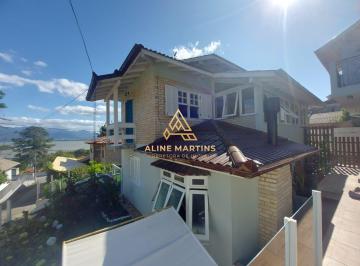 Casa · 241m² · 4 Quartos · 2 Vagas · Casa Alto Padrão na Ponta de Baixo