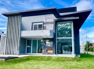 Apartamento · 467m² · 6 Quartos · 3 Vagas · Casa perfeita nos minimos detalhes em um dos melhores condominios do Brasil