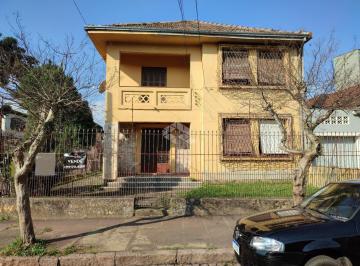 240940_i0w9DZe1S_24094062ebfee0244d1.jpg · Linda casa de 2 andares à venda na Glória - 4 dormitórios e pátio espaçoso