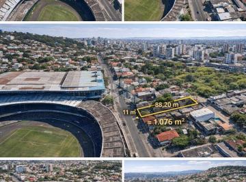 Terreno · 1076m² · Terreno com 1076m2 de área total, medidas 11x88,20x13,40 - no Bairro Medianeira, em Porto Alegre