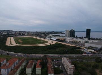 39485_i48KN900JY430_39485652aab9357522.jpg · Casa 03 dormitórios Residencial/Comercial, Bairro Cristal, Porto Alegre - RS