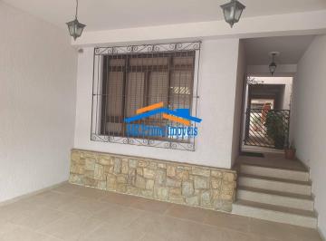 Casa · 212m² · 3 Quartos · 2 Vagas · Lindo Sobrado com 3 Dormitórios, sendo 1 Suíte – Cidade das Flores.
