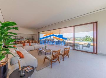 Casa · 3132m² · 6 Quartos · 3 Vagas · Casa em condomínio 3132m² com 6 suítes na Fazenda da Grama.